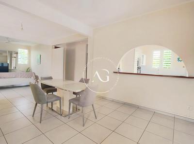 Villa - 177 m² - 5 pièces