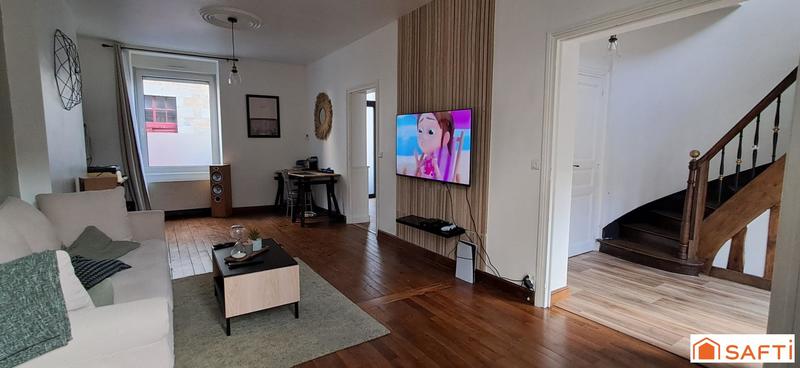 Maison - 168 m² - 8 pièces