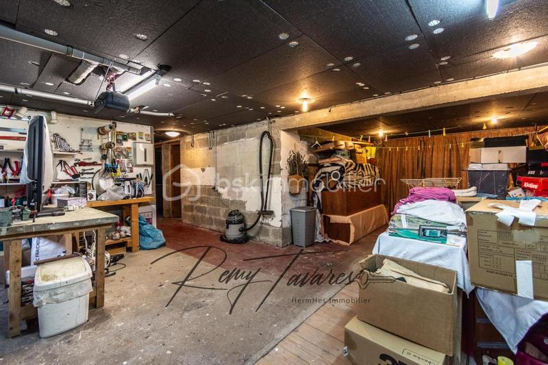 Pavillon - 175 m² - 9 pièces