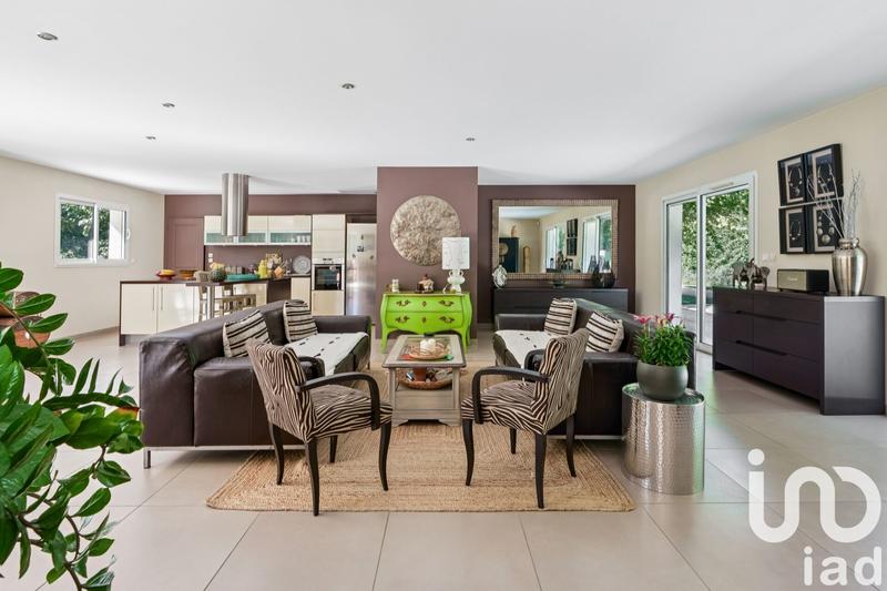 Maison - 190 m² - 6 pièces