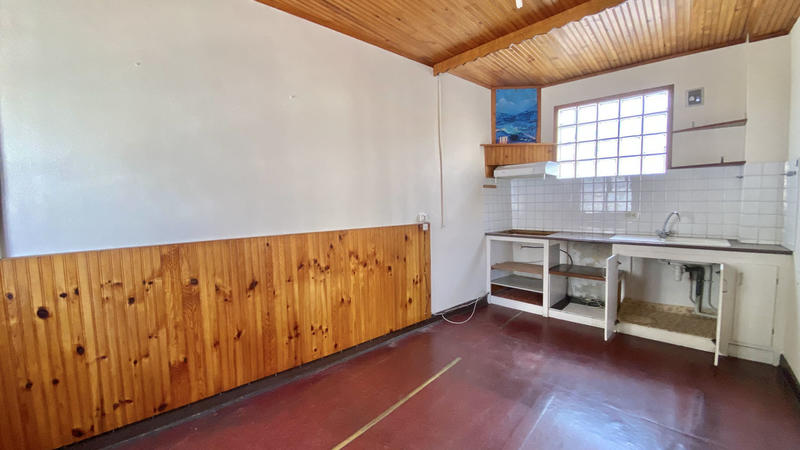 Maison - 208 m² - 11 pièces