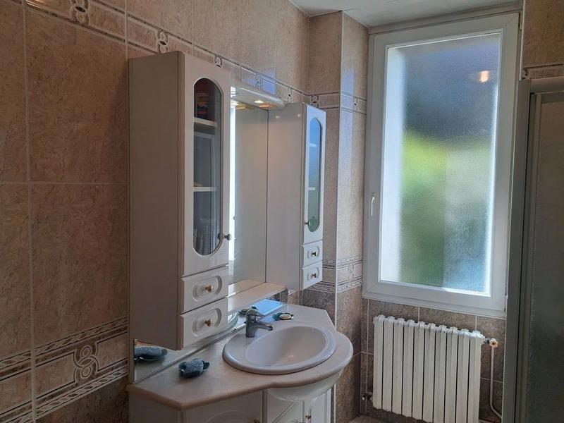 Maison en pierre - 145 m² - 6 pièces