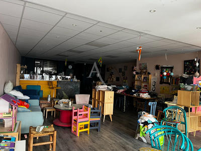 Local commercial - 175 m²