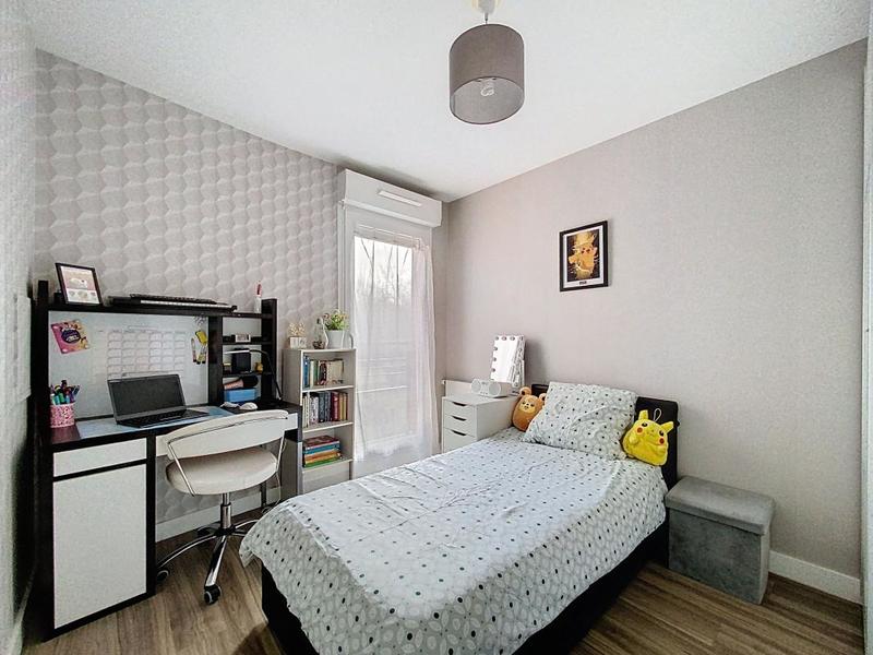 Appartement - 83 m² - 4 pièces