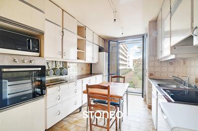 Appartement ancien - 104 m² - 5 pièces