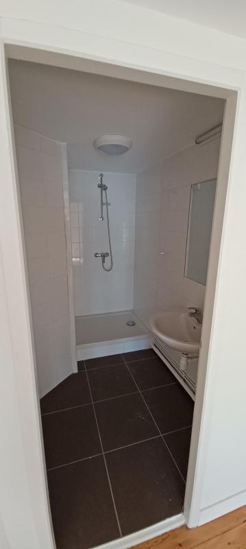 Appartement - 65 m² - 2 pièces