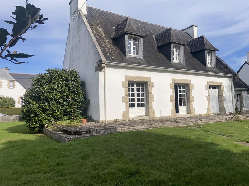 Maison - 158 m² - 8 pièces