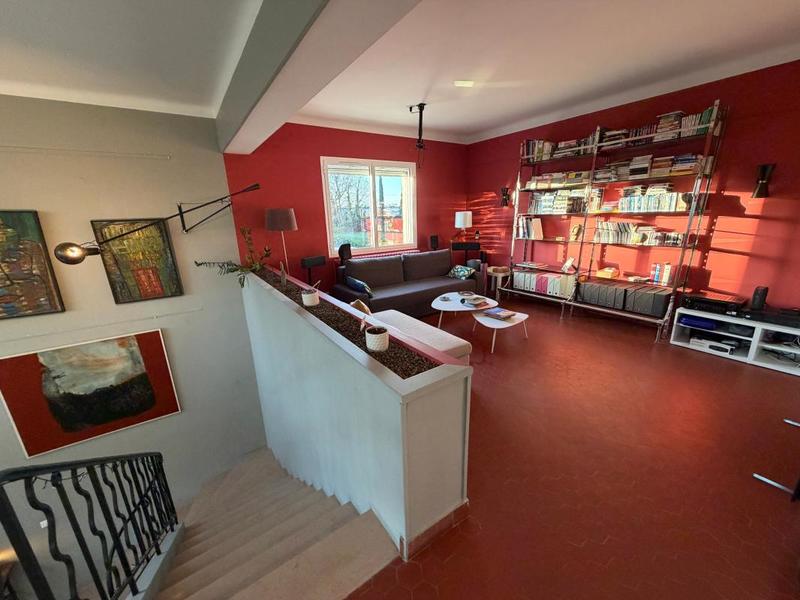 Villa - 196 m² - 7 pièces