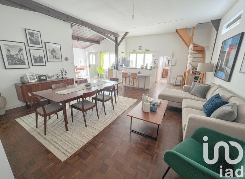 Maison - 110 m² - 4 pièces