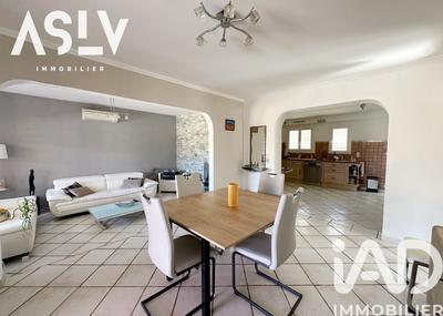 Maison - 112 m² - 4 pièces