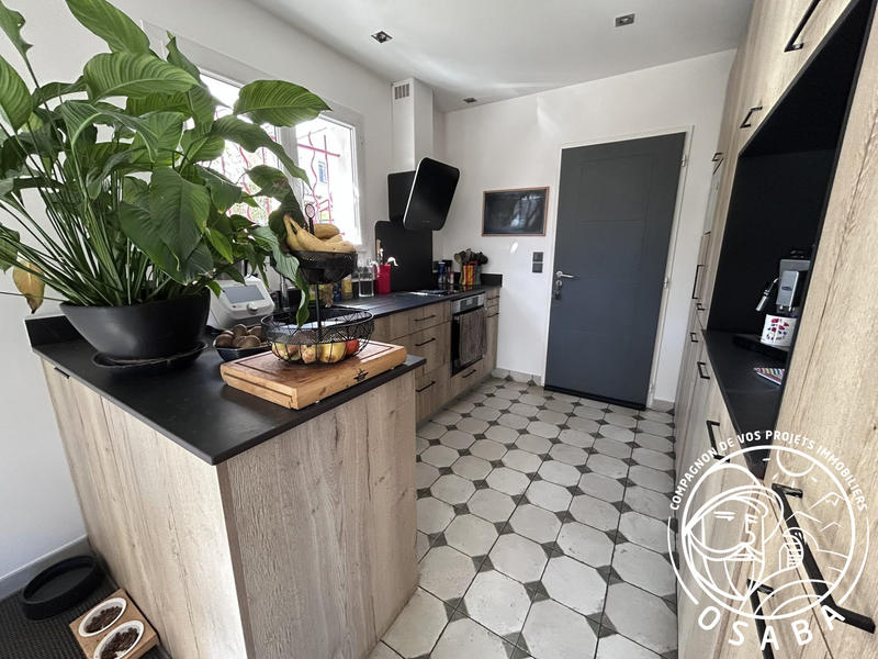 Maison - 90 m² - 4 pièces