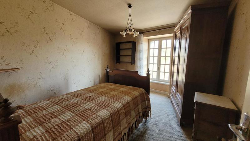 Maison en pierre - 139 m² - 6 pièces