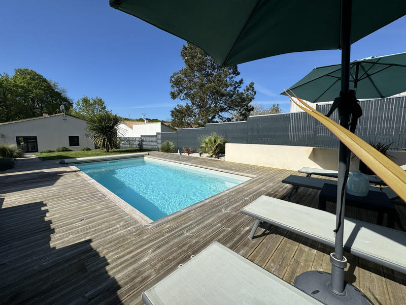 Maison - 96 m² - 4 pièces