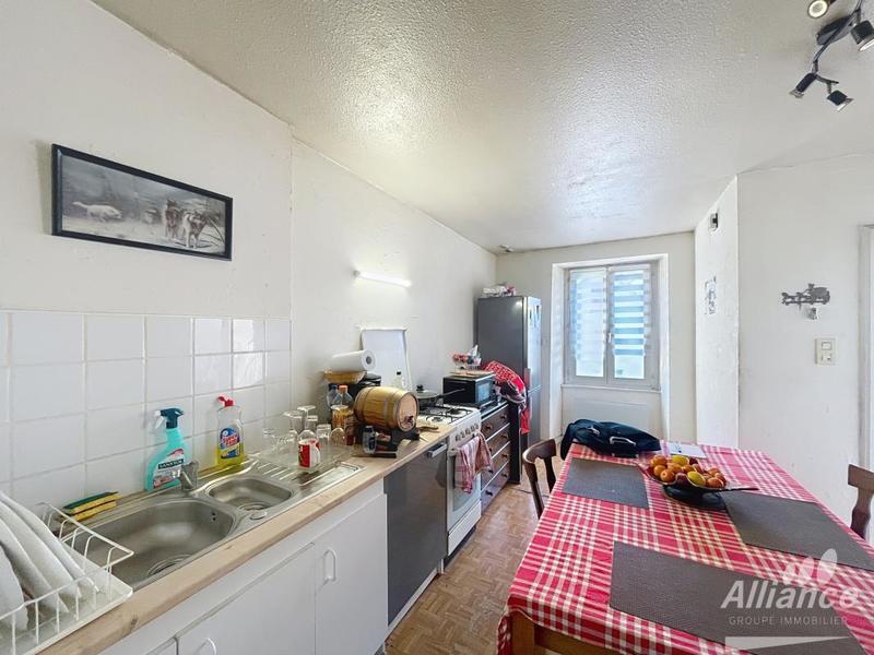 Immeuble - 303 m² - 30 pièces