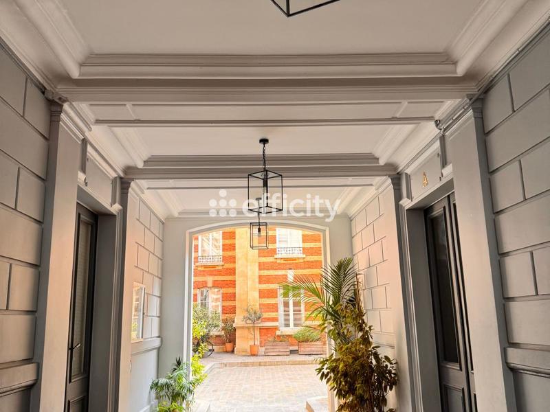 Studio - 32 m² - 1 pièce