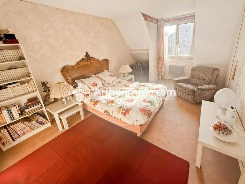 Maison - 161 m² - 6 pièces