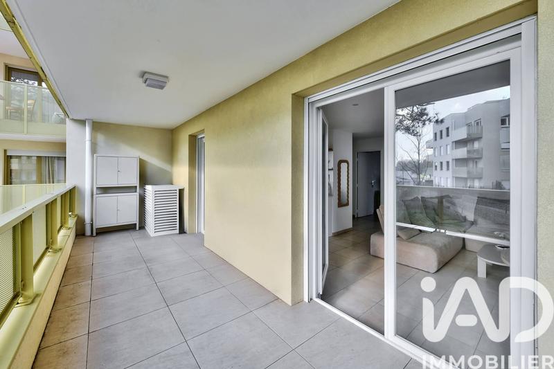 Appartement - 80 m² - 4 pièces