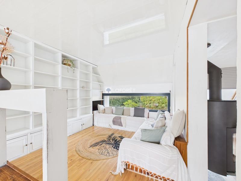 Maison - 122 m² - 7 pièces