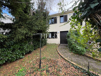 Maison - 105 m² - 6 pièces