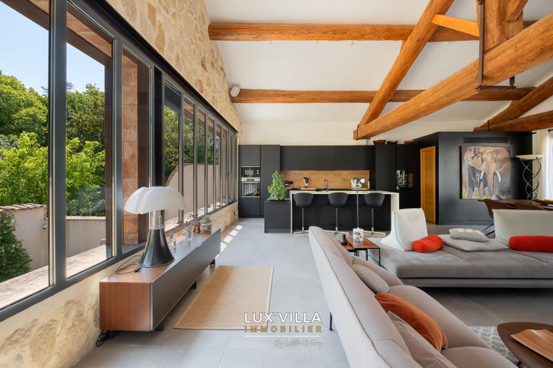 Mas - 210 m² - 5 pièces