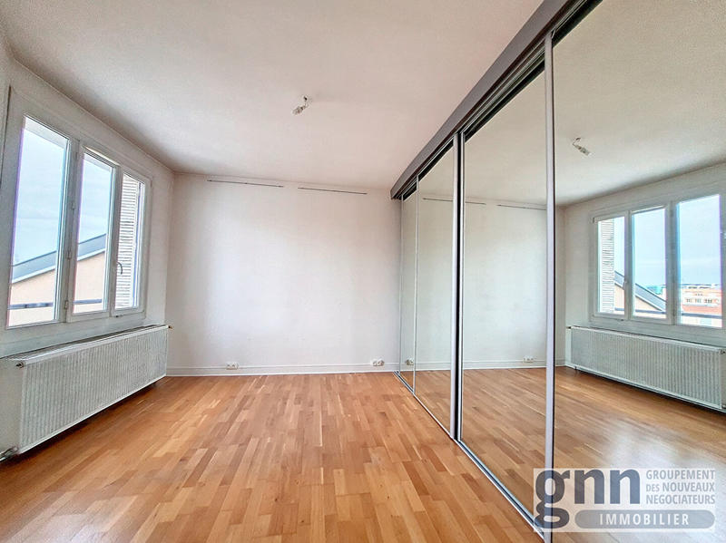 Appartement - 92 m² - 3 pièces