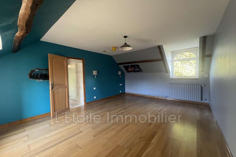Maison - 211 m² - 7 pièces