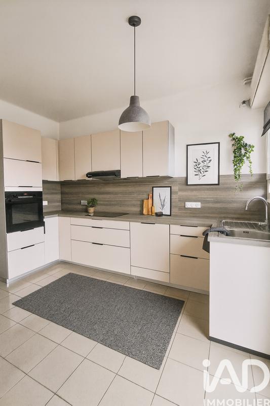 Appartement - 94 m² - 4 pièces