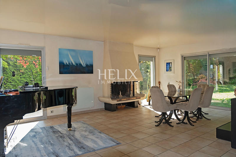 Maison - 153 m² - 7 pièces