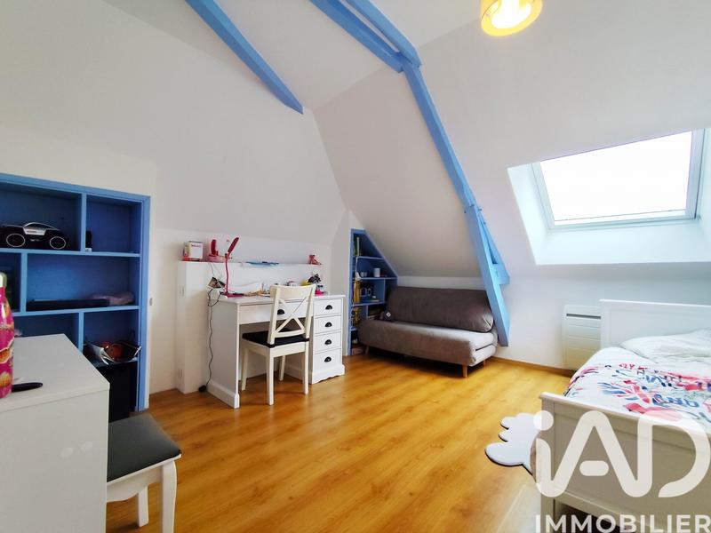 Maison - 230 m² - 8 pièces
