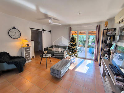 Maison - 87 m² - 6 pièces