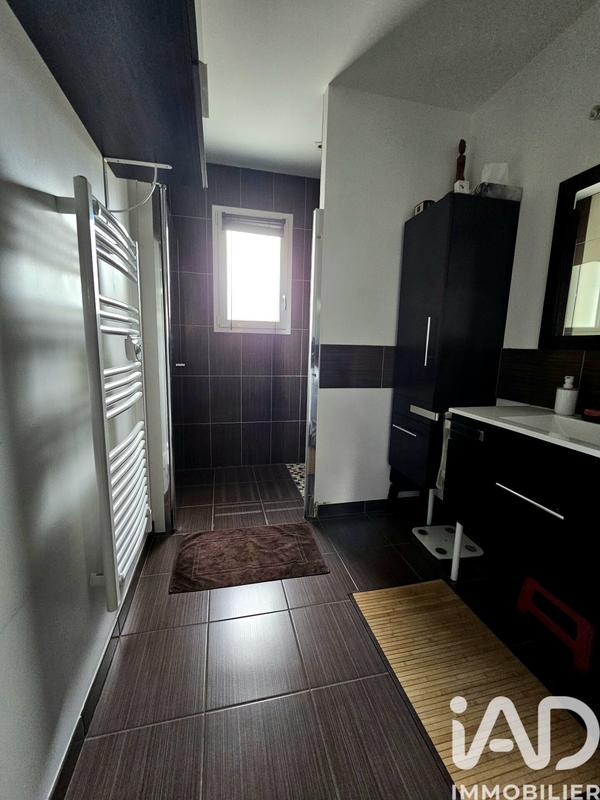 Maison - 104 m² - 6 pièces