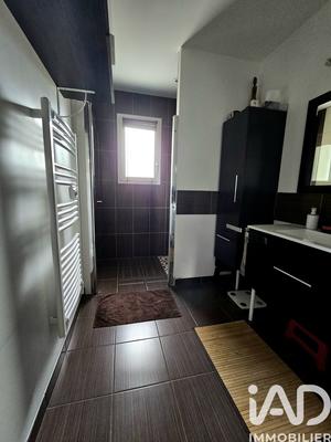 Maison - 104 m² - 6 pièces