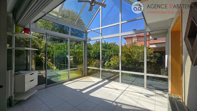 Maison - 252 m² - 7 pièces