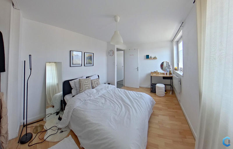 Appartement - 79 m² - 4 pièces