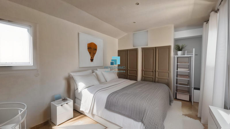 Maison - 195 m² - 6 pièces