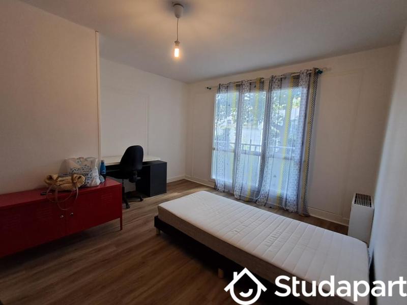 Chambre - 15 m² - 1 pièce