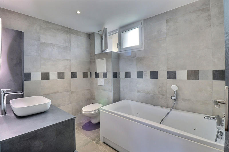 Maison - 153 m² - 7 pièces