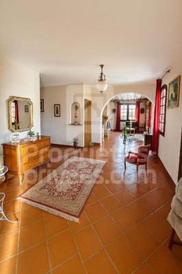 Maison - 203 m² - 5 pièces