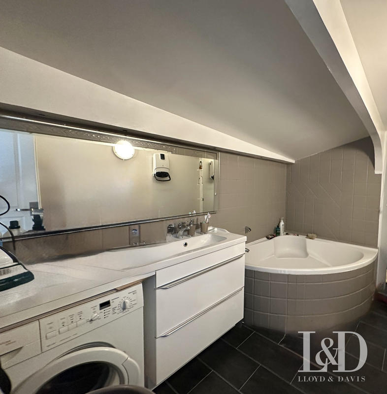 Appartement - 135 m² - 4 pièces