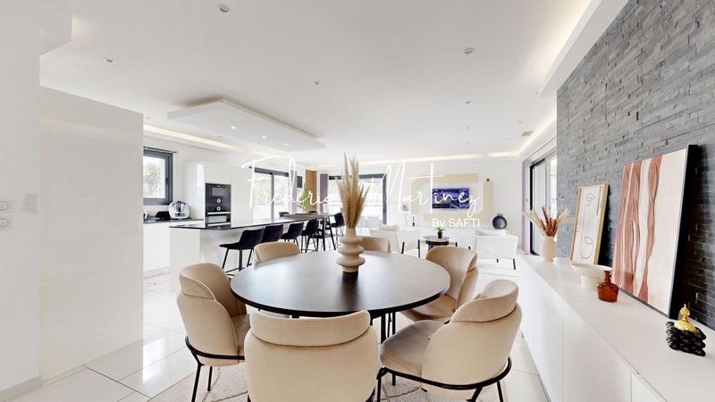 Maison - 173 m² - 5 pièces