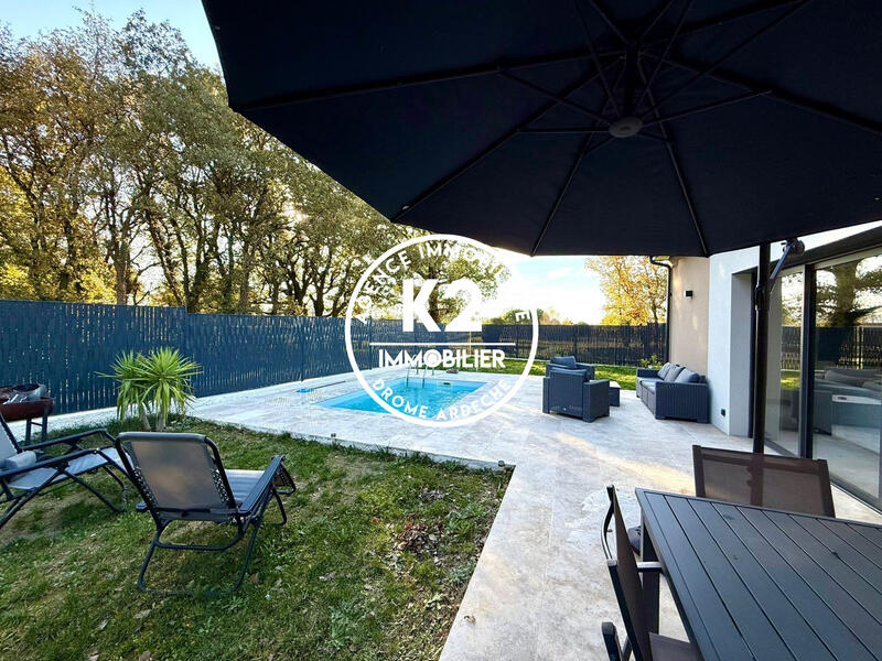 Villa - 110 m² - 4 pièces