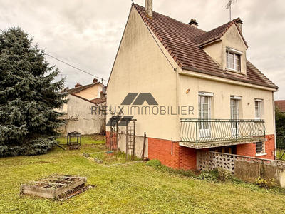 Propriété - 95 m² - 5 pièces