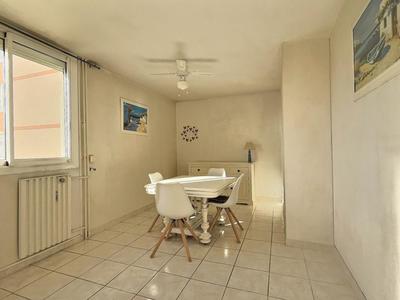 Appartement - 86 m² - 3 pièces