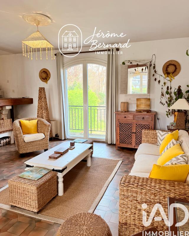 Maison - 161 m² - 6 pièces