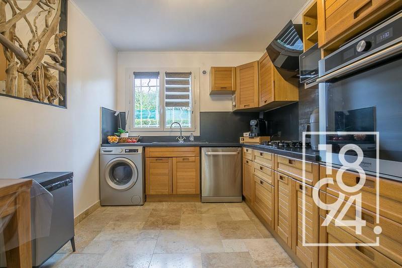 Appartement - 104 m² - 4 pièces