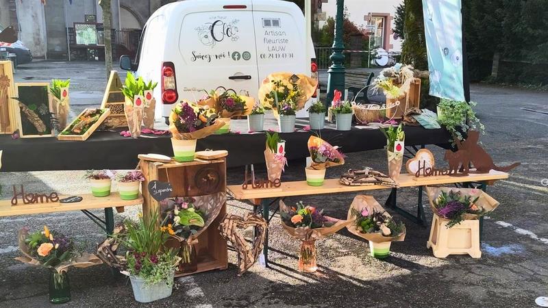 Marché aux fleurs et aux plants