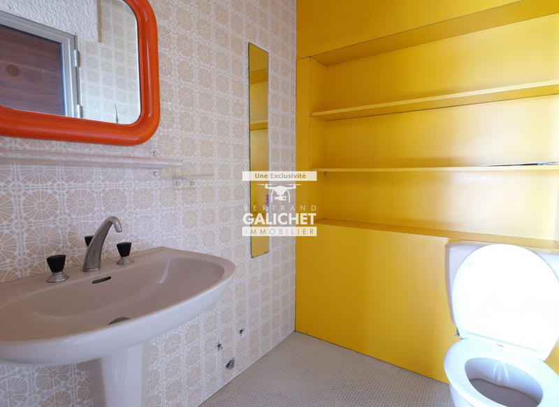 Maison - 412 m² - 8 pièces