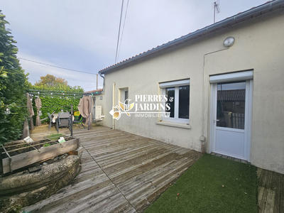 Maison - 233 m² - 6 pièces