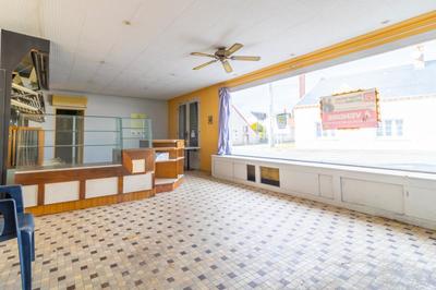 Maison - 228 m² - 12 pièces