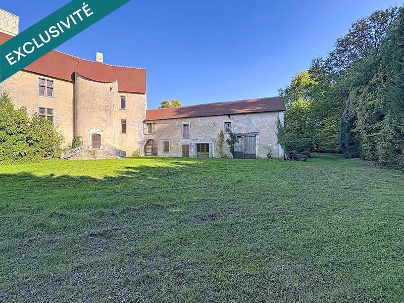 Maison - 450 m² - 11 pièces